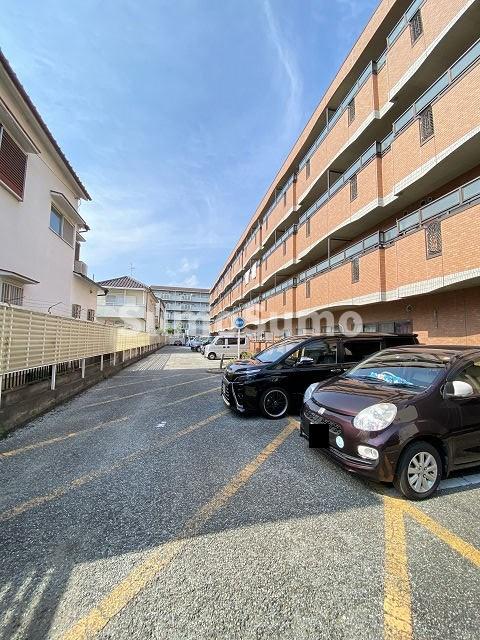 駐車場　駐車場です