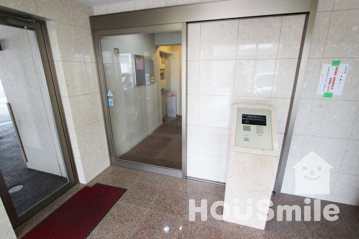 エントランス　オートロック