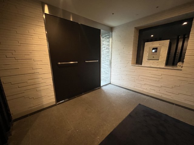 ロビー　ララプレイス大阪城公園ノルド　ロビー