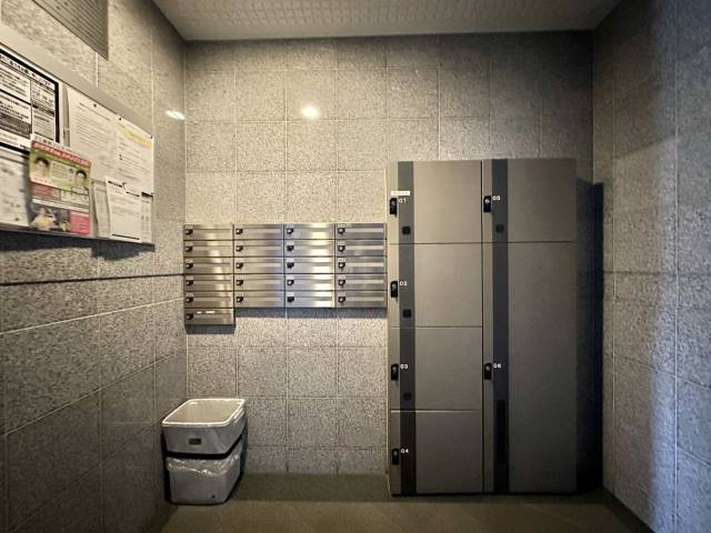 ロビー　☆お客様より直接、専任募集の当店にお問い合わせ下さいませ☆