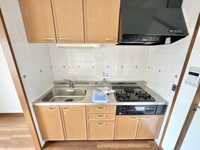 キッチン　☆お客様より直接、専任募集の当店にお問い合わせ下さいませ☆