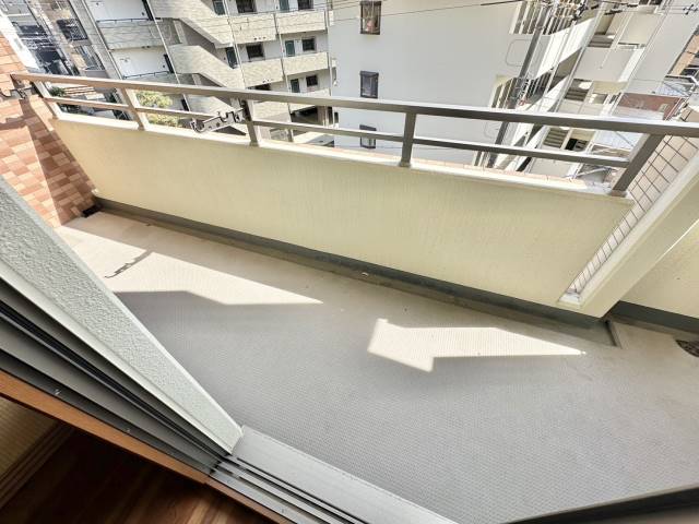 バルコニー　☆お客様より直接、専任募集の当店にお問い合わせ下さいませ☆