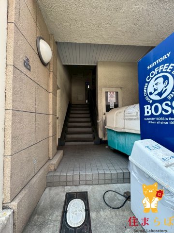 ロビー　「暮らしの設計図は、ここから始まります。」