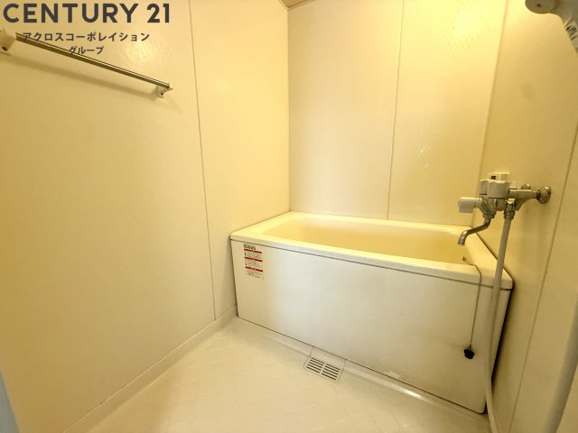 バス・シャワールーム　追炊き機能付きで便利です！