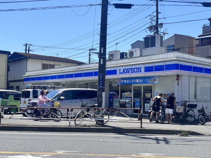 コンビニ　ローソン川崎浅田三丁目店（コンビニ）まで140m