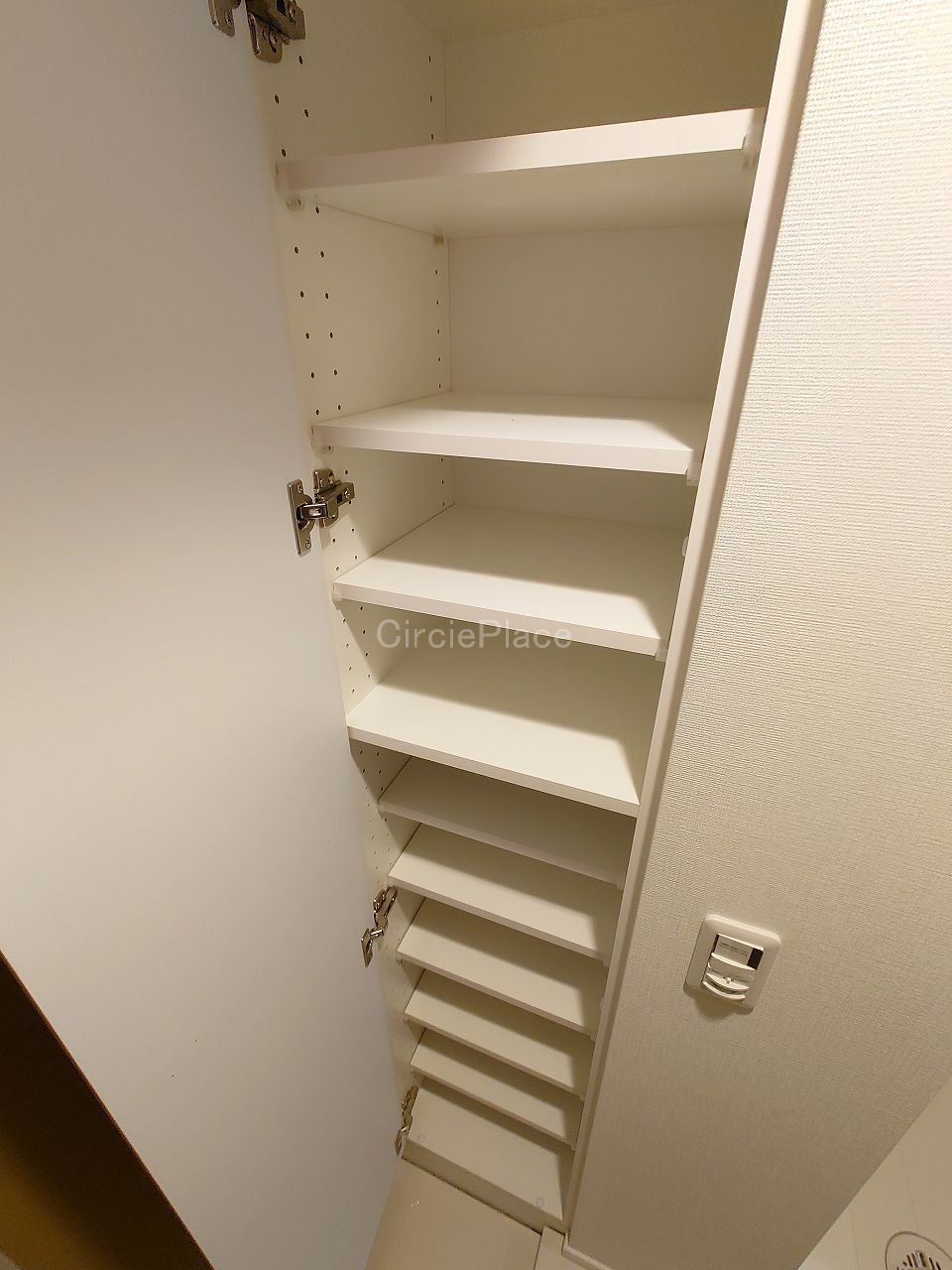 その他設備　シューズボックス