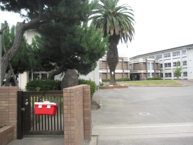 小学校　恒久小学校（小学校）まで900m