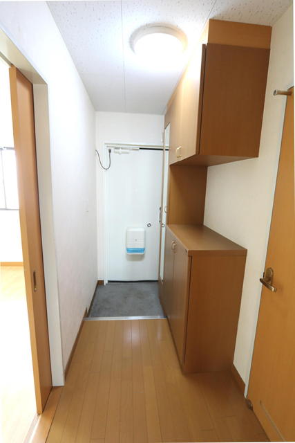 玄関　☆たくさん収納可能なシューズボックス☆