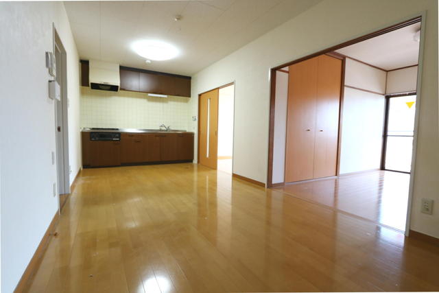 居室・リビング　☆リビング広さ１０帖☆