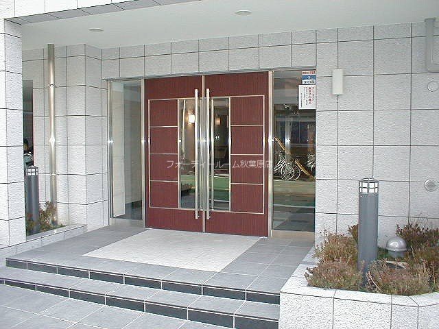 エントランス　★《見学予約受付中》当店では契約金がクレジット決済可能です★