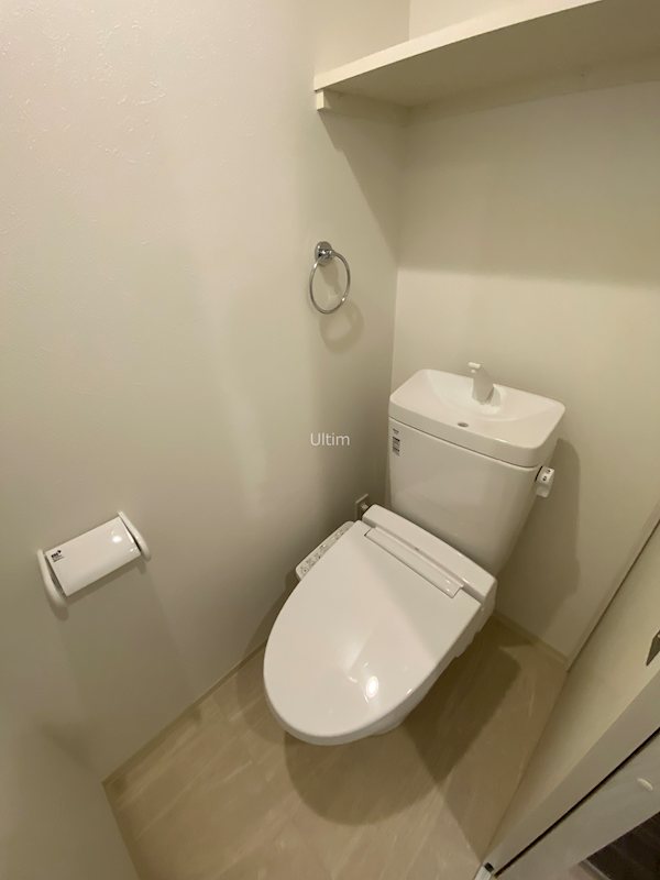 トイレ　※別のお部屋の写真です