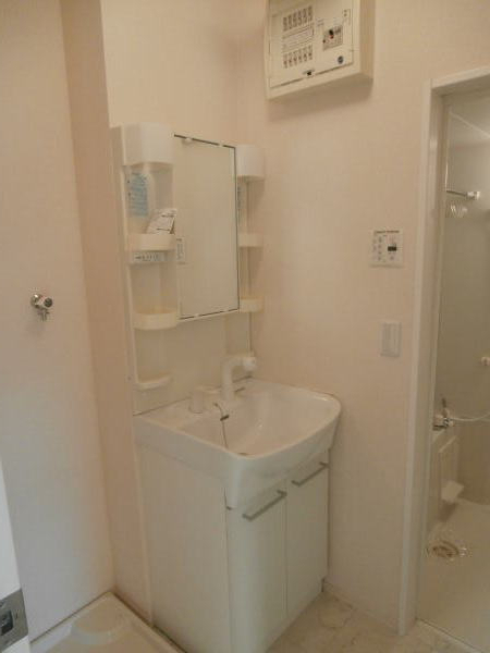 洗面設備　同仕様