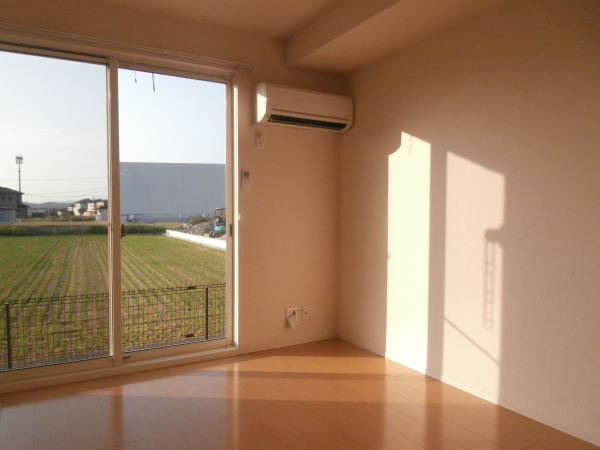 居室・リビング　同仕様