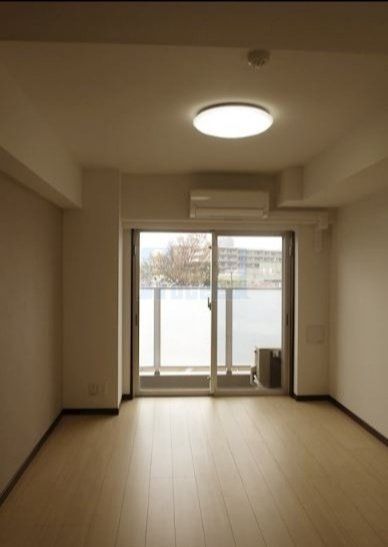 居室・リビング　※別部屋参考写真※現況優先です