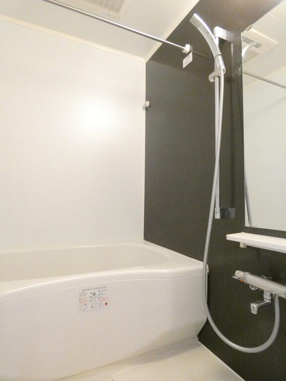 バス・シャワールーム　バス※別部屋参考写真