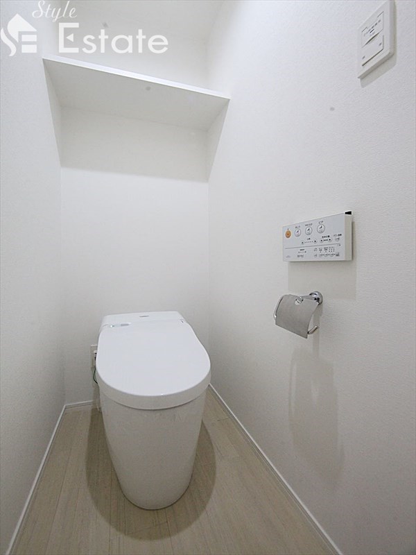 トイレ　トイレ