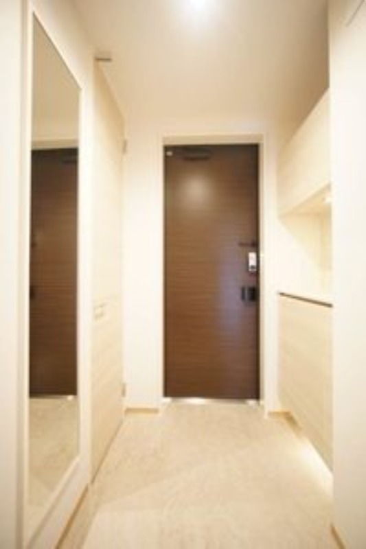 玄関　図面と現状に相違がある場合には現状を優先