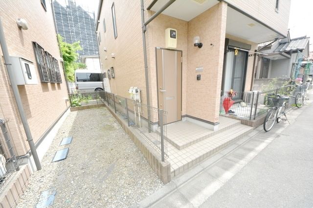 エントランス　エントランス