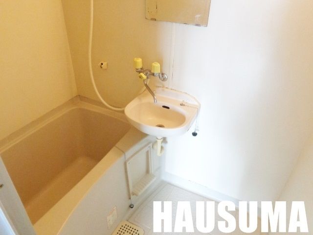 バス・シャワールーム　浴室※同タイプ他号室参考写真使用※