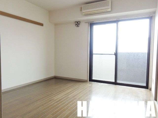 居室・リビング　居室※同タイプ他号室参考写真使用※