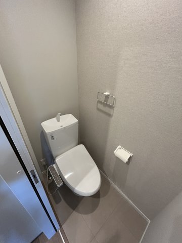 トイレ　清潔感のあるトイレです