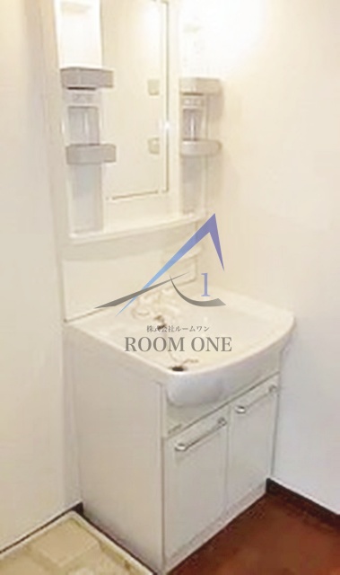 洗面設備　洗面台です。