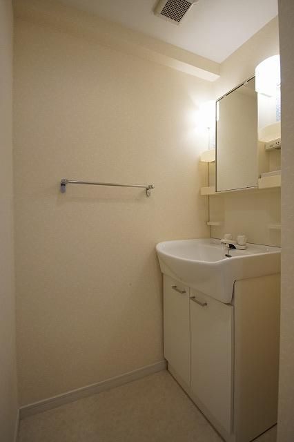 洗面設備　独立洗面化粧台