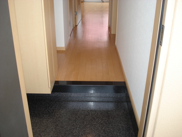 玄関　玄関（イメージ）