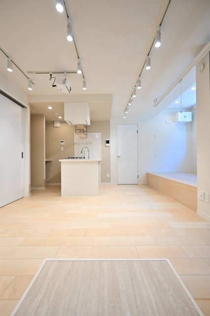 玄関　収納もある玄関です