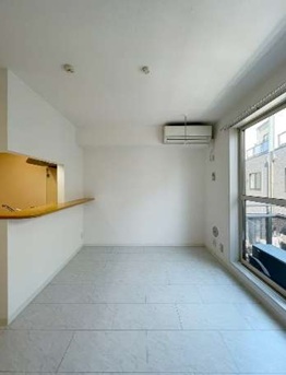 居室・リビング　参考同タイプ別号室の写真です