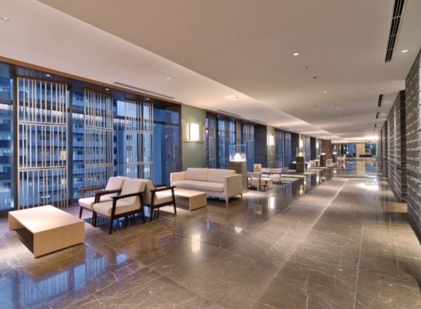 ロビー　広ーいロビー