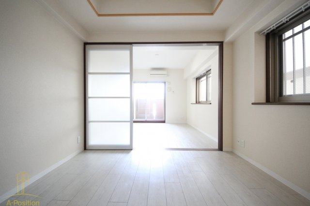 居室・リビング　コンソラーレ同心