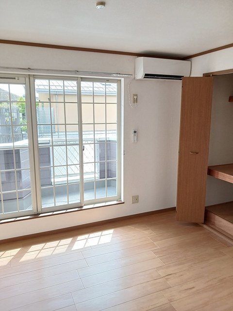 居室・リビング　★明るいリビング★