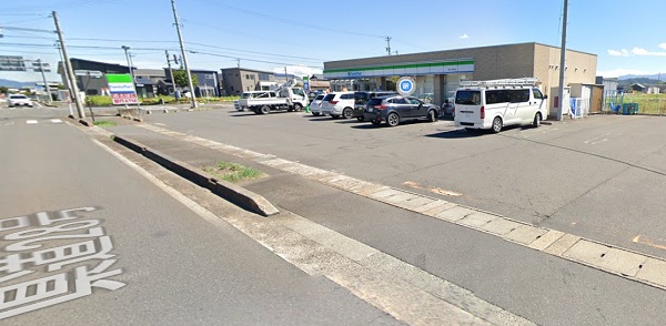 コンビニ　ファミリーマート鯖江下野田店（コンビニ）まで972m