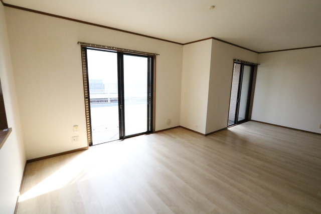 居室・リビング　☆開放的な１６．５帖のリビング☆