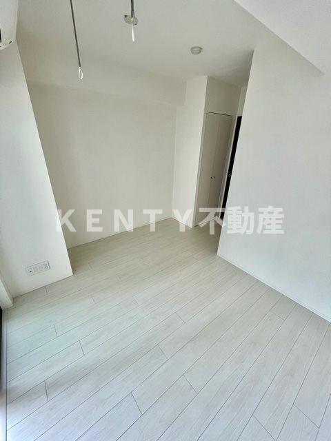 居室・リビング　同タイプの別部屋の写真です。