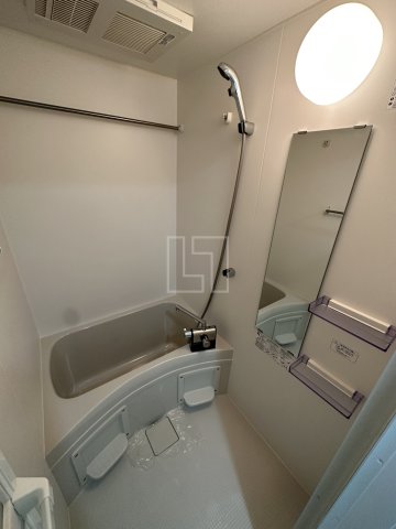 バス・シャワールーム　ルクレ難波　浴室