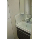 洗面設備　※別部屋の参考写真です。