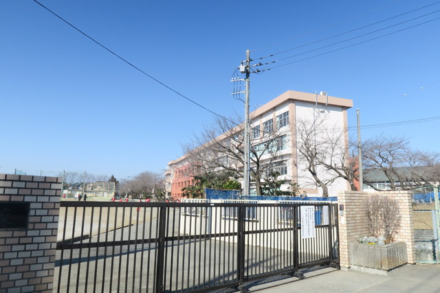 中学校　八王子市立楢原中学校（中学校）まで700m