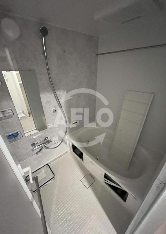 バス・シャワールーム　ハピネスガーデン新大阪　浴室