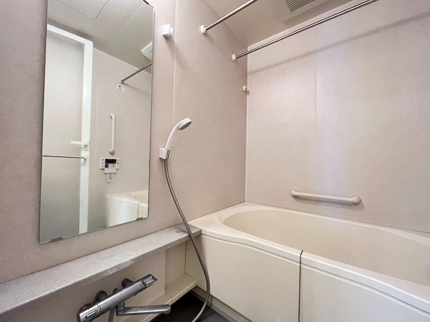 バス・シャワールーム　＊同間取り別部屋参照