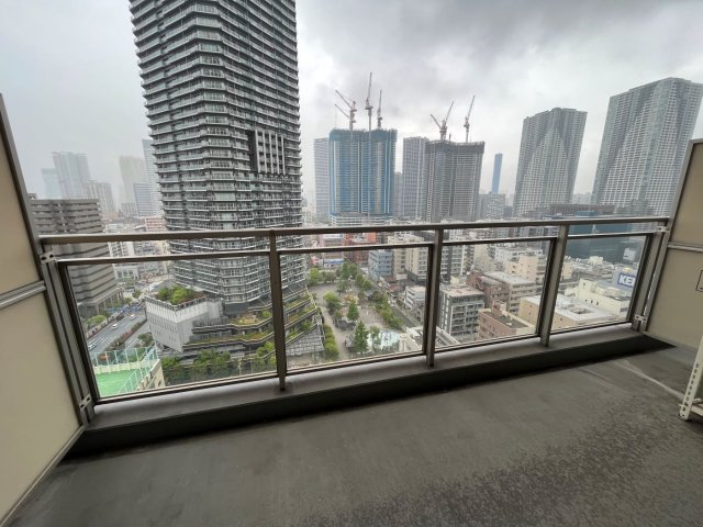 バルコニー　＊同間取り別部屋参照