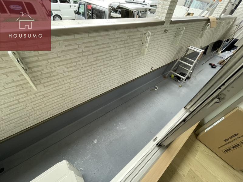 バルコニー　開放的で明るい空間を演出してくれるバルコニーです