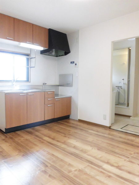 居室・リビング　単身向けの丁度いい広さです。