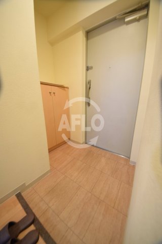 玄関　ルーセントオーデン難波　玄関