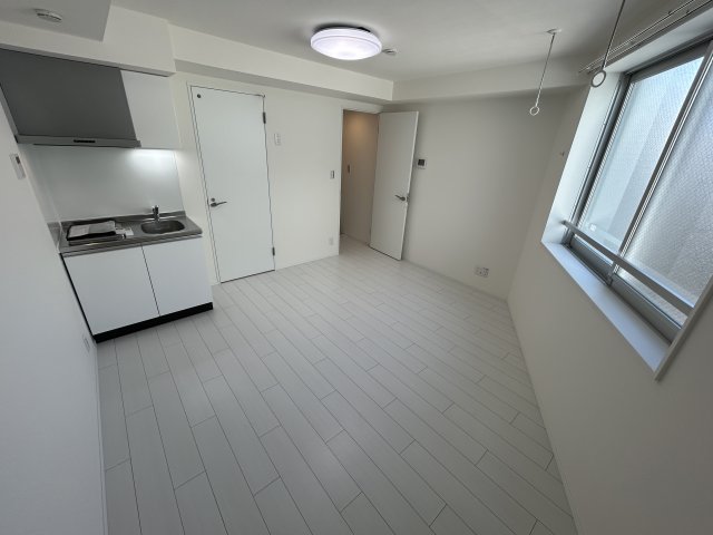 居室・リビング　スタンダードな洋室です