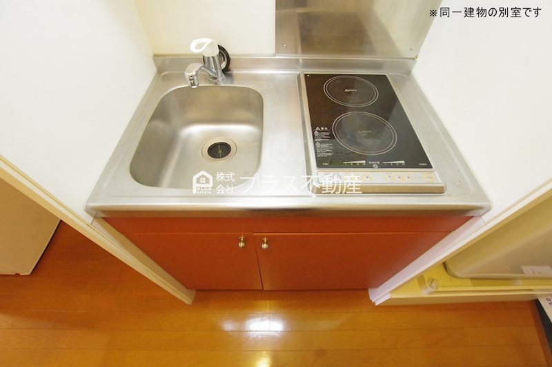 キッチン　冷蔵庫・電子レンジ付き