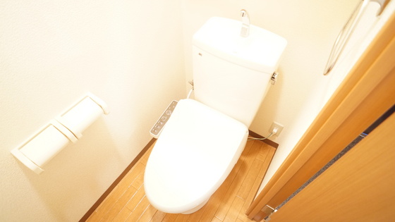 トイレ　シャワー付きトイレ