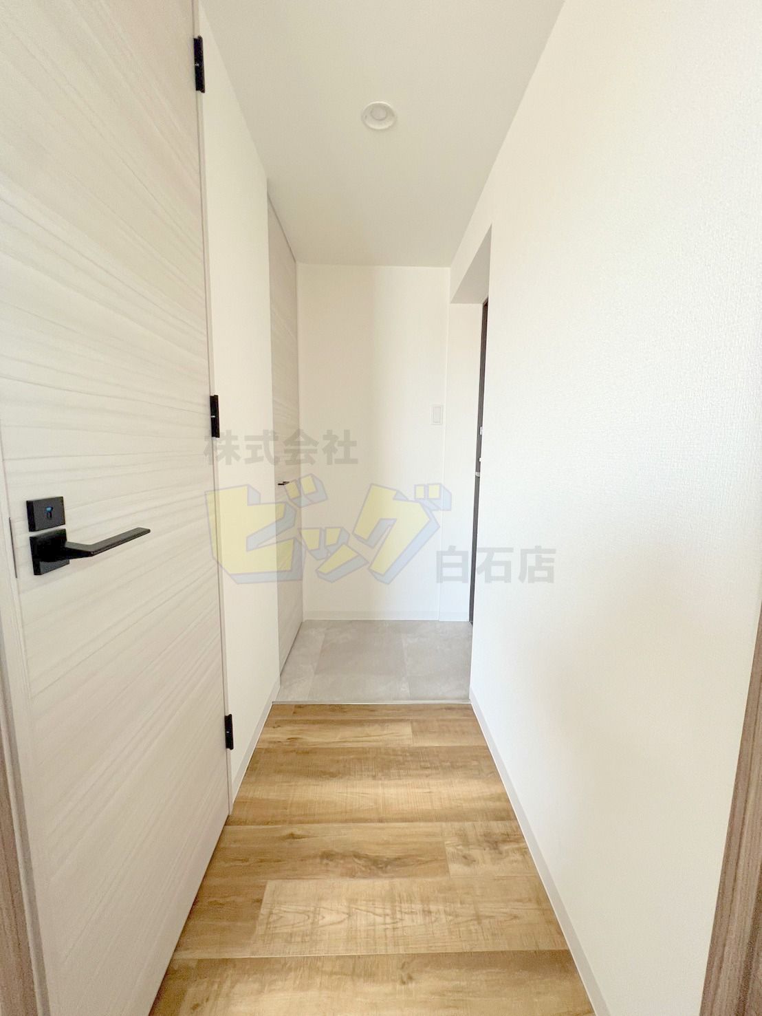 玄関　スッキリとした広々玄関です♪