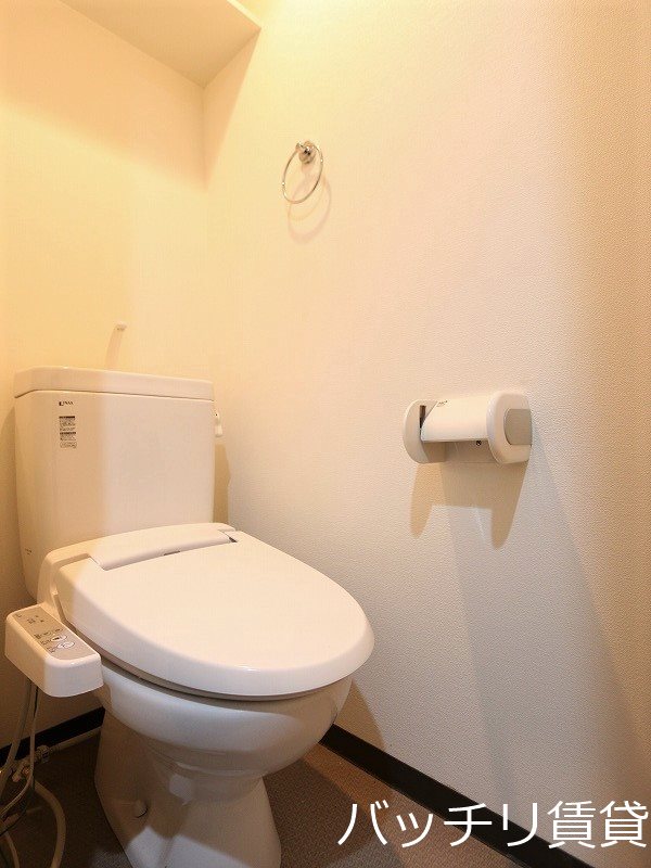 トイレ　※同型タイプの為現状優先